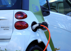 How Much Does it Cost to Charge an Electric Car?